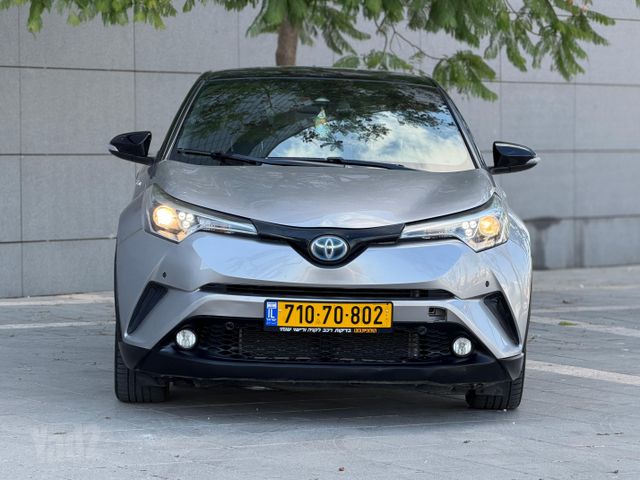 טויוטה C-HR