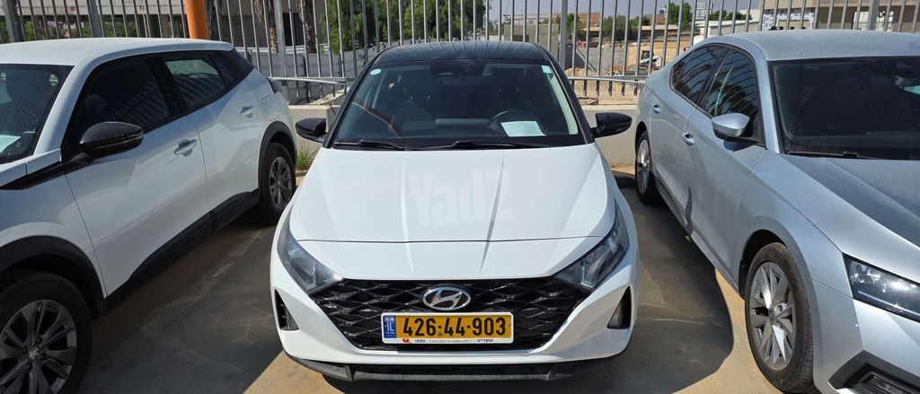 מודעת רכב יונדאי i20
