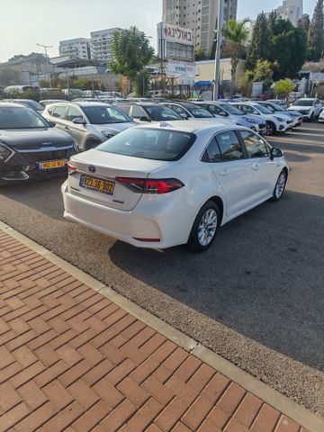 טויוטה קורולה