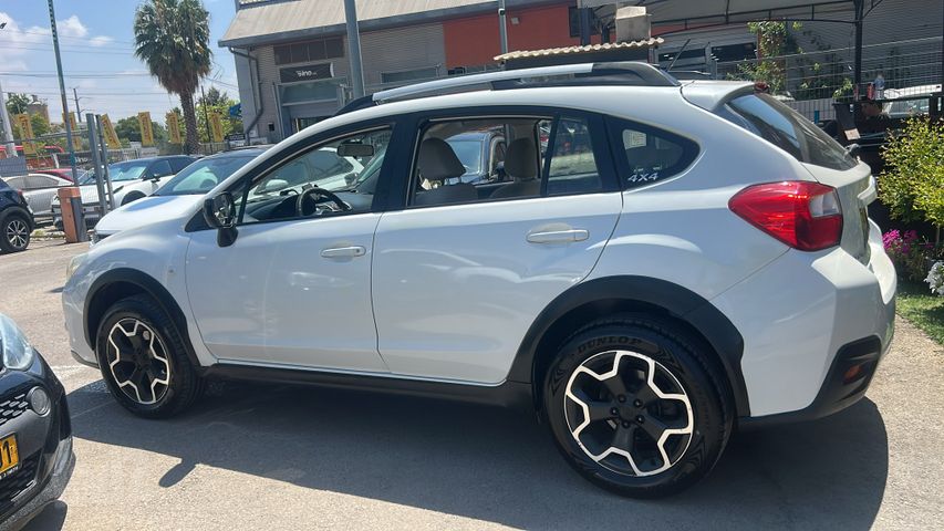סובארו XV