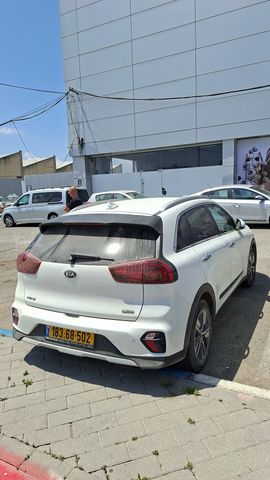 קיה נירו