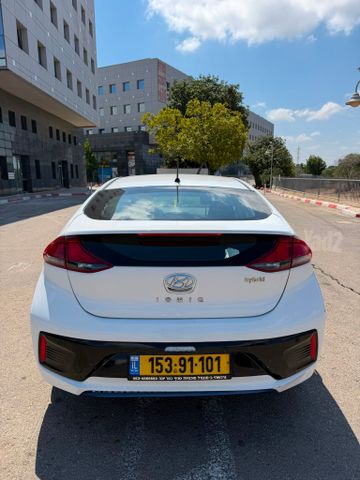 יונדאי איוניק
