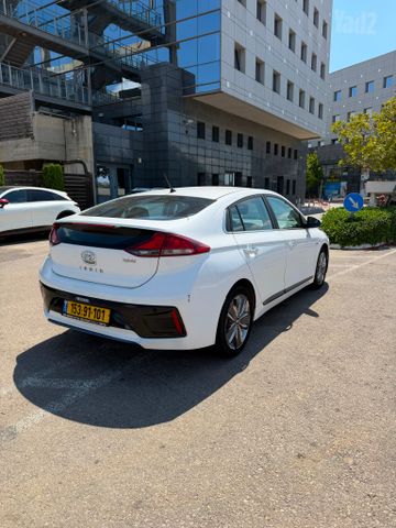 יונדאי איוניק