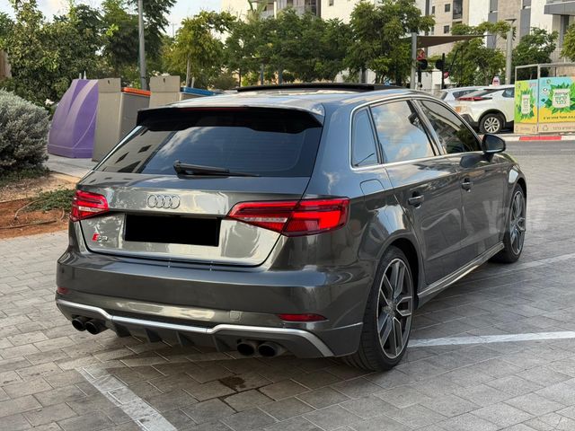 אאודי S3