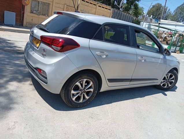 יונדאי i20