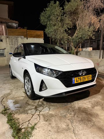 יונדאי i20