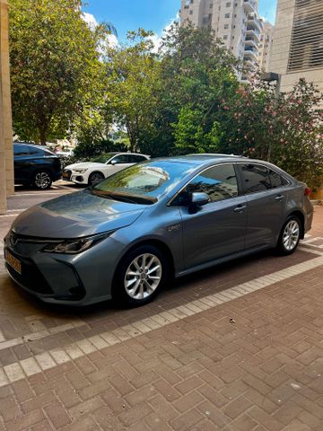 מודעת רכב טויוטה קורולה