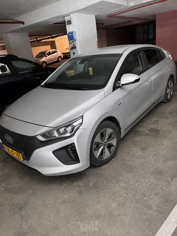 יונדאי איוניק