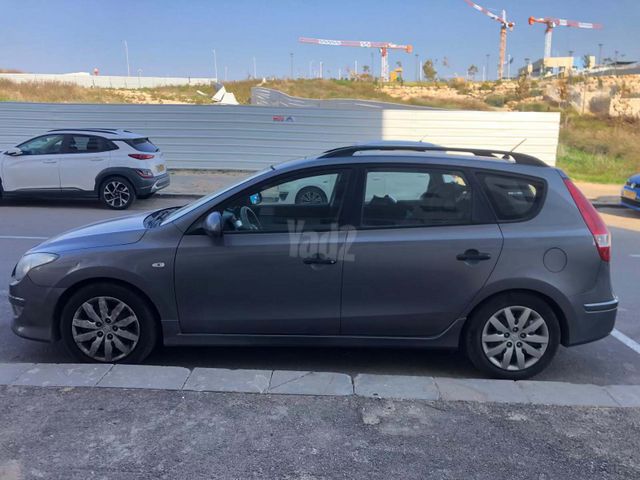 יונדאי i30