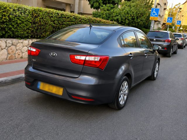 מודעת רכב קיה ריו