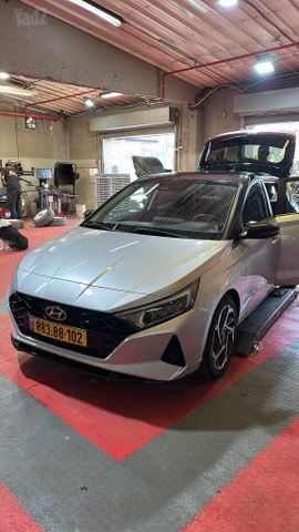 יונדאי i20