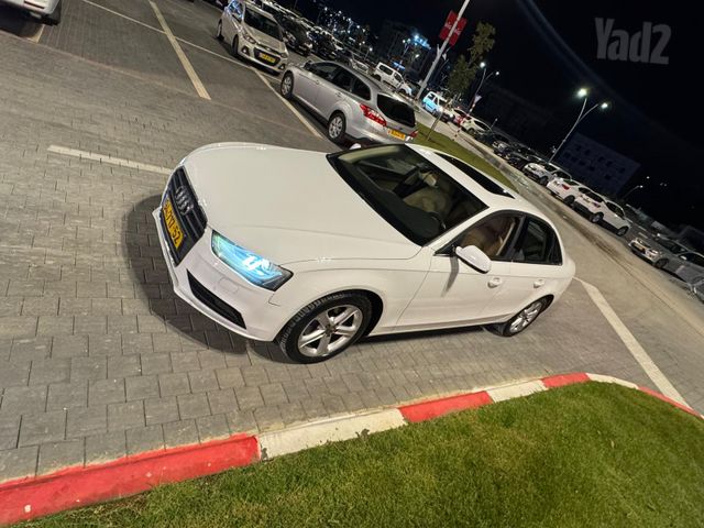 אאודי A4