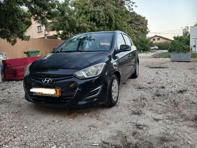 מודעת רכב יונדאי i20