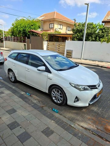 טויוטה אוריס