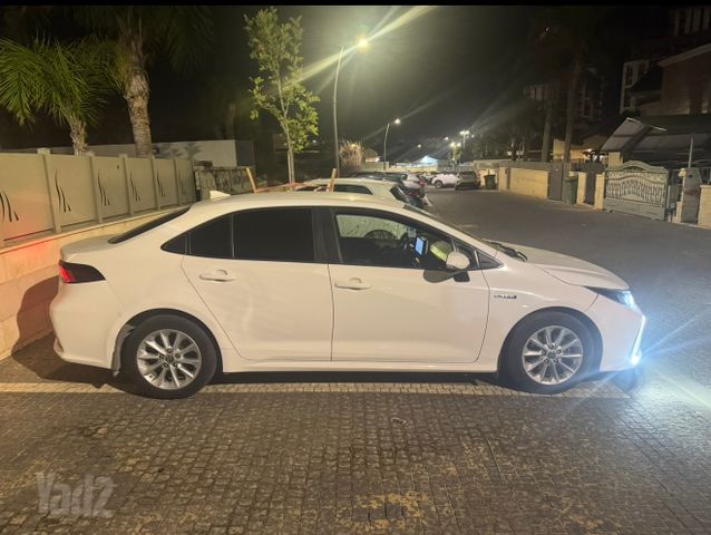 טויוטה קורולה
