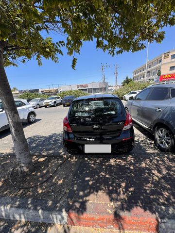 יונדאי i20