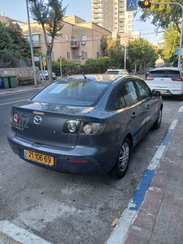 מאזדה 3