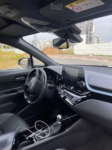 טויוטה C-HR