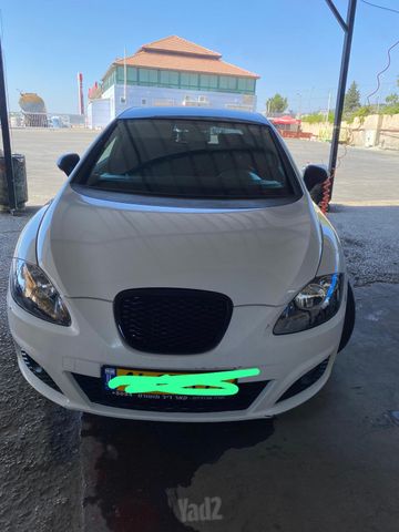 מודעת רכב סיאט לאון
