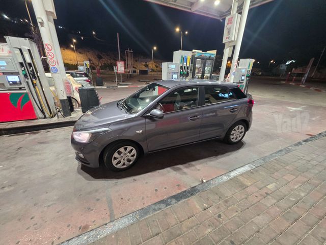 מודעת רכב יונדאי i20