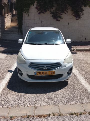 מיצובישי אטראז'