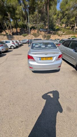יונדאי אקסנט i25
