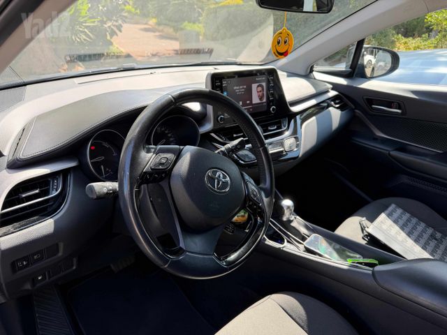 טויוטה C-HR