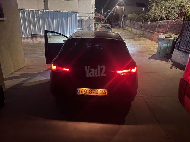 סיאט לאון