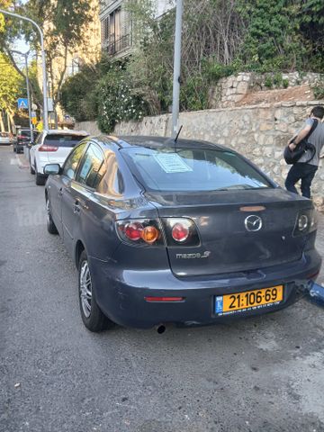 מאזדה 3