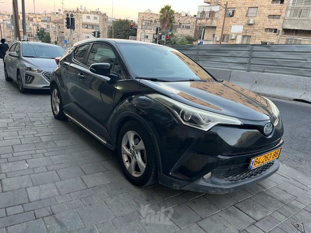 טויוטה C-HR