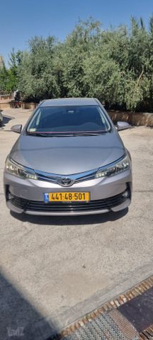 טויוטה קורולה