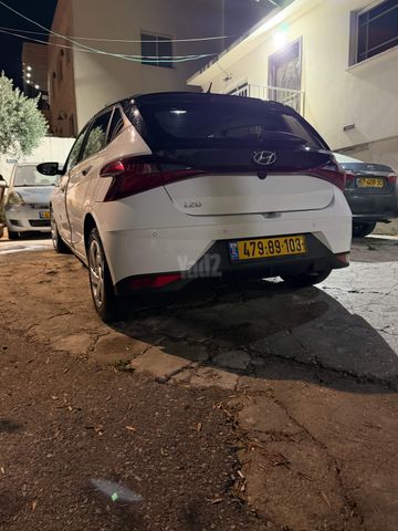 יונדאי i20