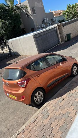 יונדאי i10