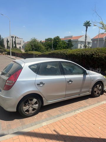 יונדאי i30