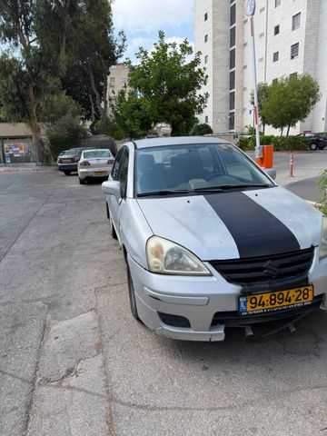 סוזוקי ליאנה