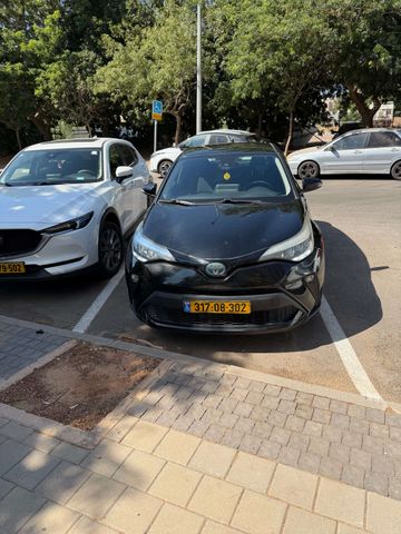 טויוטה C-HR