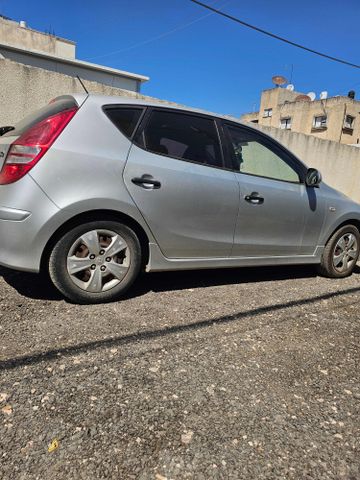 יונדאי i30
