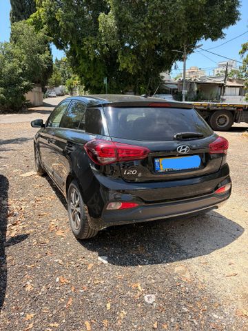 יונדאי i20