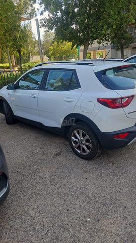 מודעת רכב קיה סטוניק