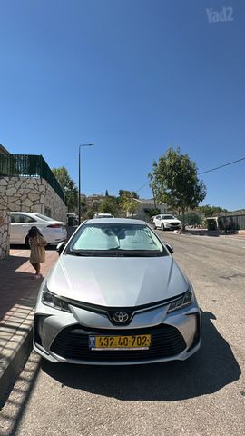 מודעת רכב טויוטה קורולה