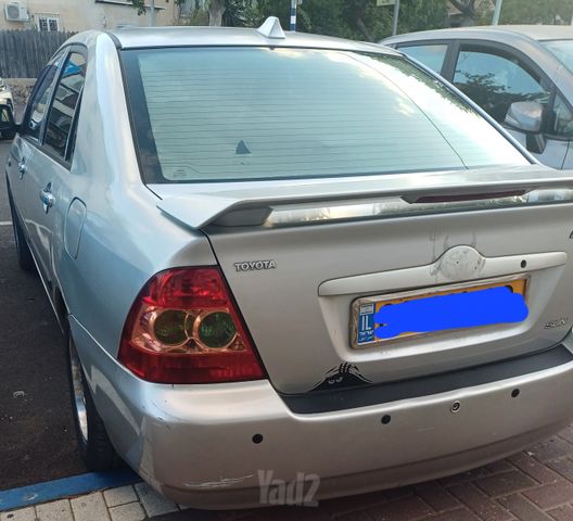 טויוטה קורולה