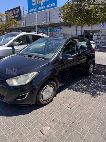 יונדאי i20