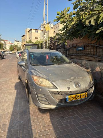 מודעת רכב מאזדה 3