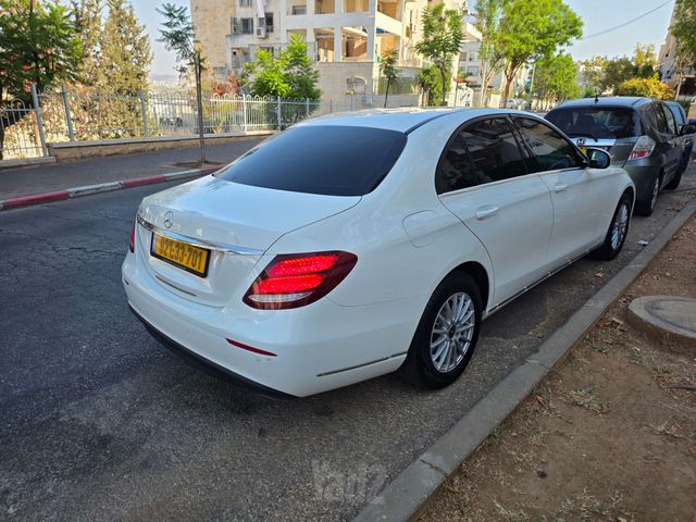 מרצדס-בנץ E-class