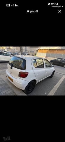 טויוטה יאריס