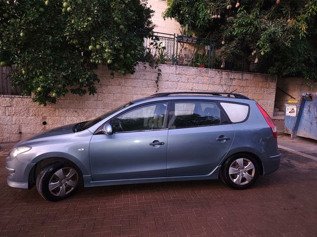 יונדאי i30