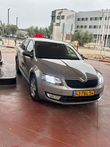 מודעת רכב סקודה אוקטביה