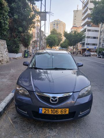 מודעת רכב מאזדה 3