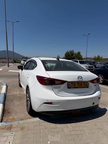 מאזדה 3