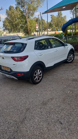 קיה סטוניק
